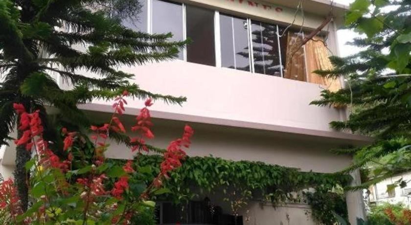 Krs Pines Hotel مرتفعات كاميرون المظهر الخارجي الصورة