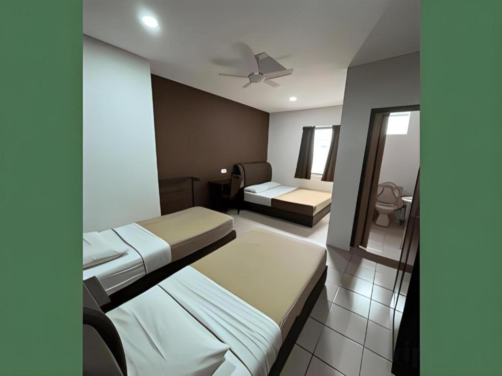 Krs Pines Hotel مرتفعات كاميرون المظهر الخارجي الصورة