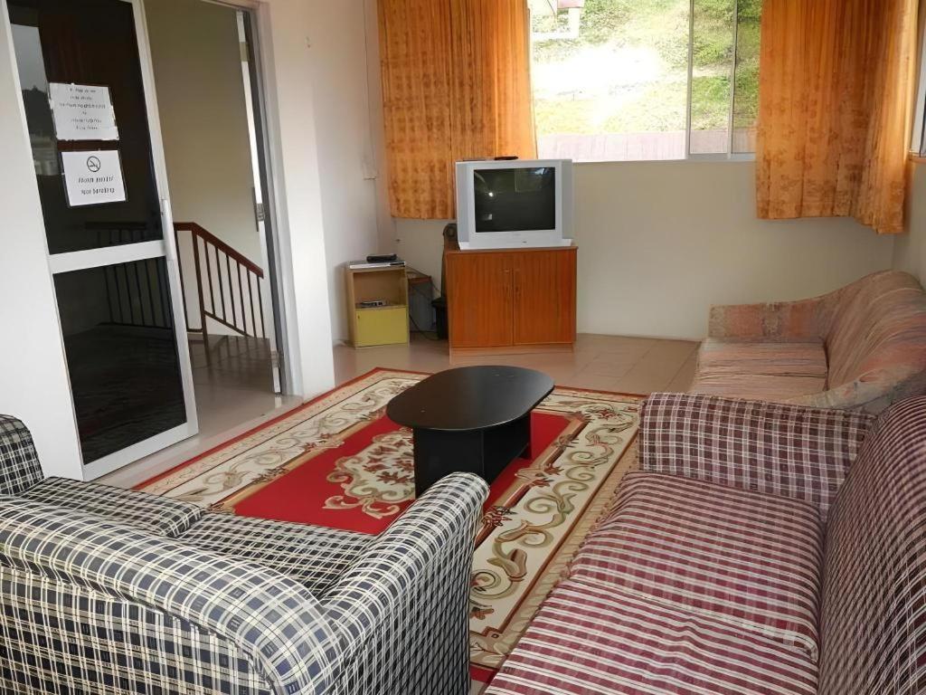 Krs Pines Hotel مرتفعات كاميرون المظهر الخارجي الصورة