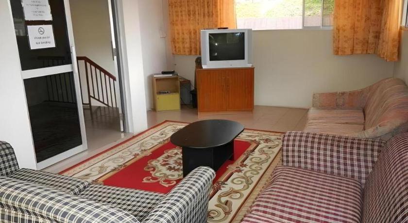 Krs Pines Hotel مرتفعات كاميرون المظهر الخارجي الصورة
