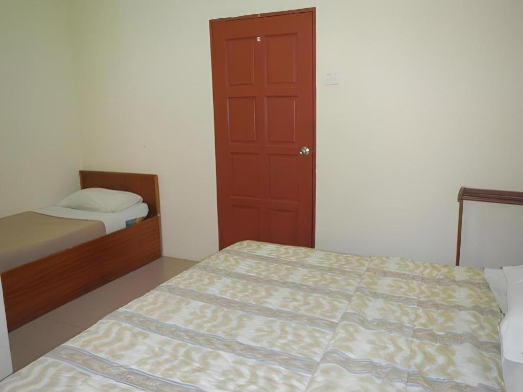 Krs Pines Hotel مرتفعات كاميرون المظهر الخارجي الصورة